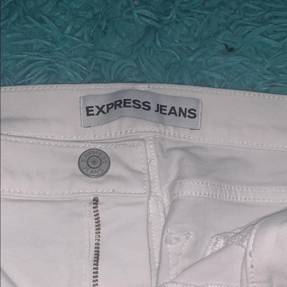 EXPRESS - Mia Mid Rise White Jeggings